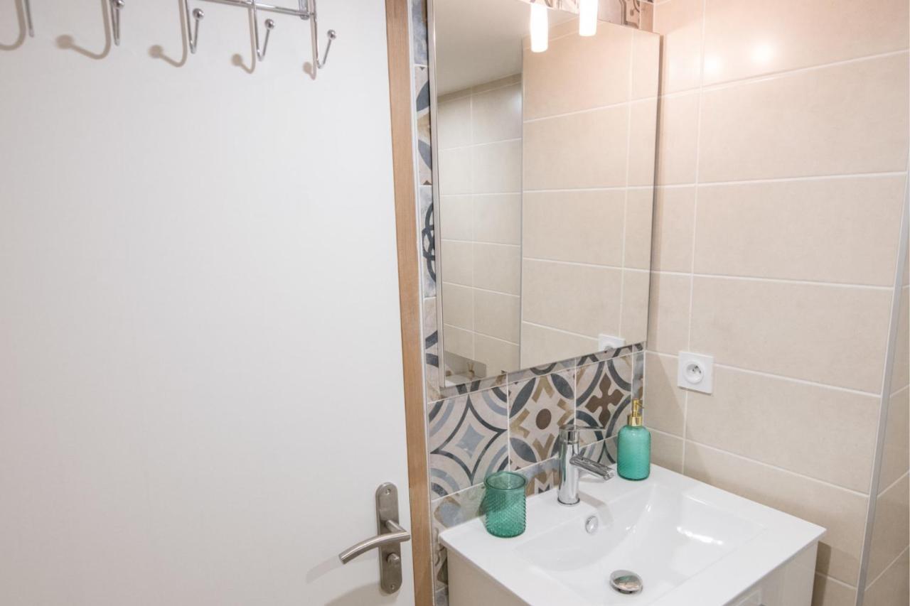 Kasa Home - Calme, Cosy, Wifi & Netflix Saint-Martin-la-Plaine Exterior photo